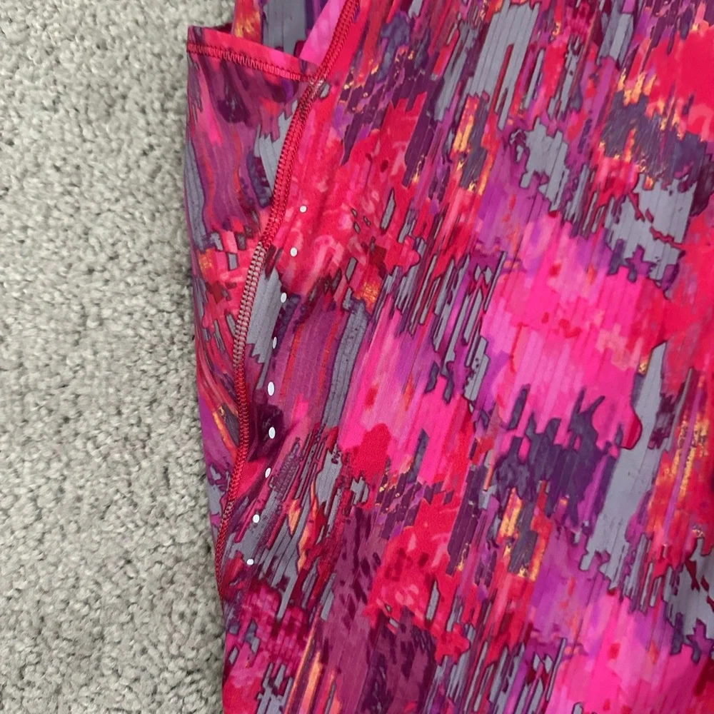 Lululemon Fast and Free High Rise Leggings - 25” - Size: 14 - Picture 4 of 5